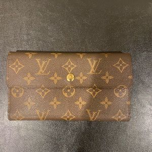 Vintage Louis Vuitton tie-fold Wallet